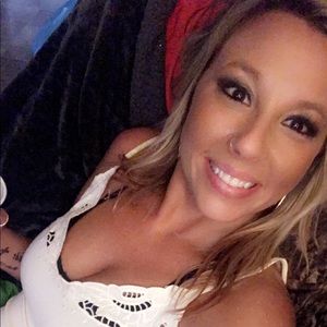 Meet your Posher, Carrie